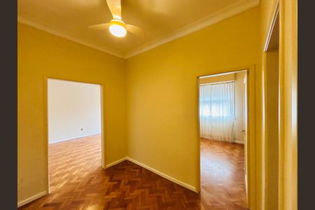 Apartamento para alugar com 109m², 3 quartos e sem vaga
