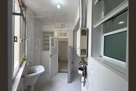 Apartamento para alugar com 109m², 3 quartos e sem vaga