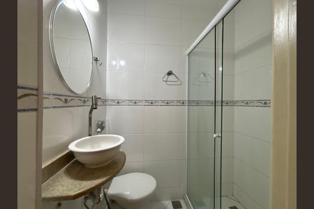Apartamento para alugar com 109m², 3 quartos e sem vaga