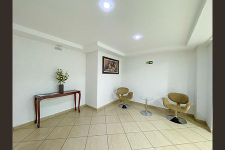Hall social de apartamento para alugar com 3 quartos, 102m² em Eldorado, Contagem