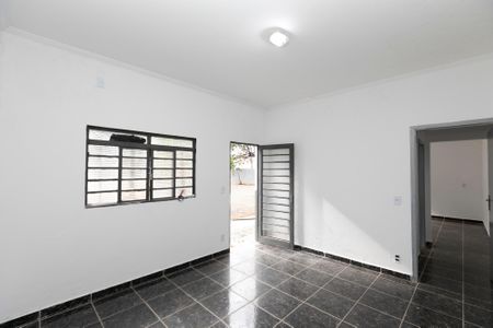 Casa para alugar com 4750m², 3 quartos e sem vaga Casa para alugar com 4750m², 3 quartos e sem vagaSALA CASA Nº 1