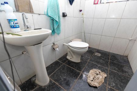 Casa para alugar com 4750m², 3 quartos e sem vaga Casa para alugar com 4750m², 3 quartos e sem vagaBANHEIRO CASA Nº 2