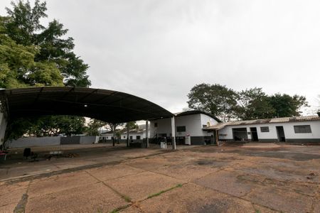 Casa para alugar com 4750m², 3 quartos e sem vaga Casa para alugar com 4750m², 3 quartos e sem vagaÁREA COMUM - QUINTAL