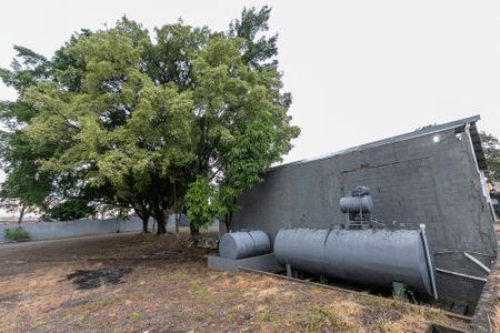 Casa para alugar com 4750m², 3 quartos e sem vaga Casa para alugar com 4750m², 3 quartos e sem vagaÁREA COMUM - QUINTAL