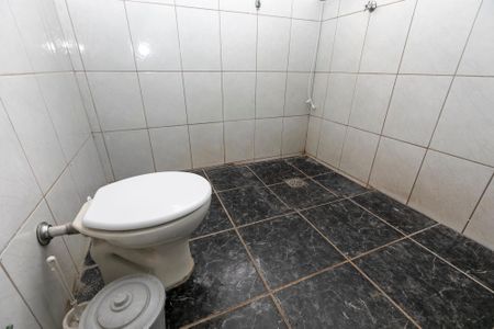 Casa para alugar com 4750m², 3 quartos e sem vaga Casa para alugar com 4750m², 3 quartos e sem vagaBANHEIRO CASA Nº 1