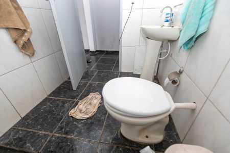 Casa para alugar com 4750m², 3 quartos e sem vaga Casa para alugar com 4750m², 3 quartos e sem vagaBANHEIRO CASA Nº 2