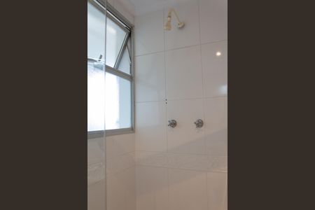 Banheiro de apartamento à venda com 2 quartos, 92m² em Campo Belo, São Paulo