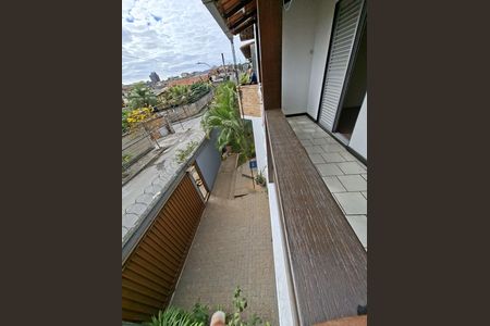 Varanda de casa para alugar com 3 quartos, 155m² em Parque Recreio, Contagem