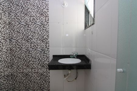 Banheiro da Suíte 1 de casa de condomínio à venda com 3 quartos, 155m² em Vila Ré, São Paulo