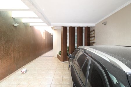 Garagem de casa à venda com 3 quartos, 280m² em Vila Rosaria, São Paulo