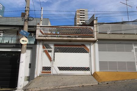 Fachada de casa à venda com 3 quartos, 280m² em Vila Rosaria, São Paulo