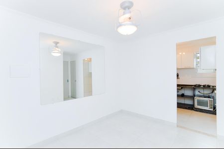 Sala de apartamento para alugar com 2 quartos, 42m² em Jardim Hanna, Guarulhos