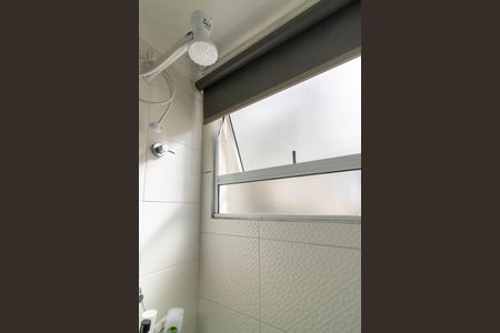 Banheiro de apartamento para alugar com 2 quartos, 38m² em Jardim Rosa de Franca, Guarulhos