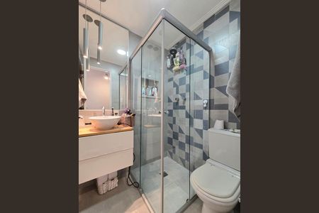 Apartamento à venda com 76m², 3 quartos e 2 vagas Apartamento à venda com 76m², 3 quartos e 2 vagasBanheiro da Suíte