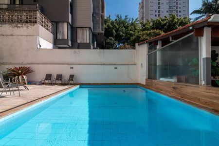 Apartamento à venda com 76m², 3 quartos e 2 vagas Apartamento à venda com 76m², 3 quartos e 2 vagasÁrea comum - Piscina