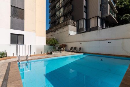 Apartamento à venda com 76m², 3 quartos e 2 vagas Apartamento à venda com 76m², 3 quartos e 2 vagasÁrea comum - Piscina
