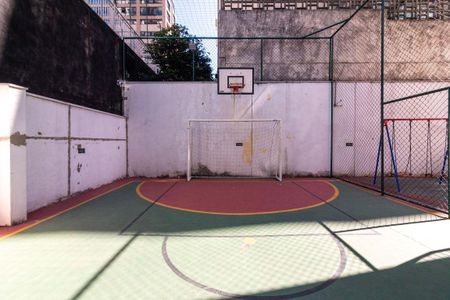 Apartamento à venda com 76m², 3 quartos e 2 vagas Apartamento à venda com 76m², 3 quartos e 2 vagasÁrea comum - Quadra