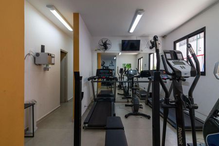Apartamento à venda com 76m², 3 quartos e 2 vagas Apartamento à venda com 76m², 3 quartos e 2 vagasÁrea comum - Academia