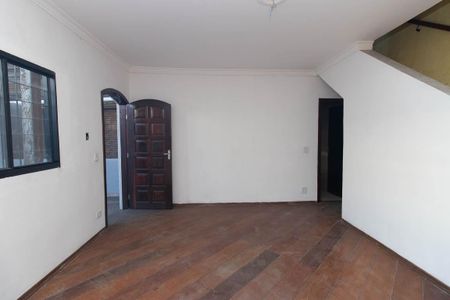 Sala de casa para alugar com 2 quartos, 130m² em Vila Santa Terezinha (zona Norte), São Paulo