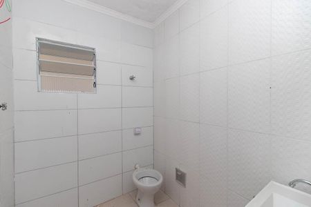 Banheiro Social de casa para alugar com 2 quartos, 130m² em Vila Santa Terezinha (zona Norte), São Paulo