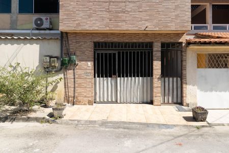 Fachada de casa à venda com 2 quartos, 70m² em Santíssimo, Rio de Janeiro