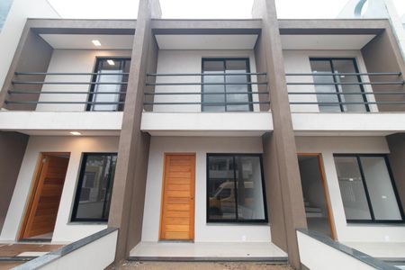 Fachada de casa para alugar com 2 quartos, 77m² em Hípica, Porto Alegre