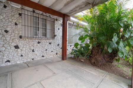 Garagem de casa à venda com 2 quartos, 133m² em Ferreira, São Paulo