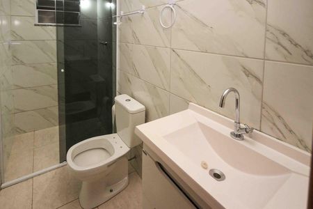 Banheiro de apartamento para alugar com 2 quartos, 63m² em Jardim Iva, São Paulo