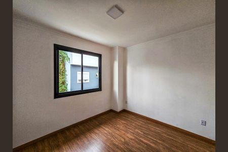 Casa de Condomínio à venda com 2 quartos, 77m² em Hípica, Porto Alegre