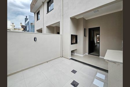 Casa de Condomínio à venda com 2 quartos, 77m² em Hípica, Porto Alegre