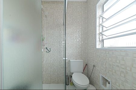 Casa à venda com 250m², 3 quartos e 3 vagas Casa à venda com 250m², 3 quartos e 3 vagasBanheiro Social