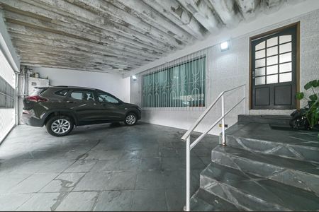 Casa à venda com 250m², 3 quartos e 3 vagas Casa à venda com 250m², 3 quartos e 3 vagasGaragem