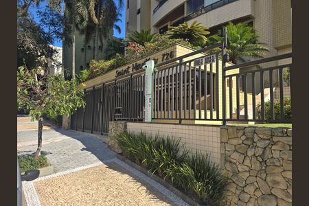 Apartamento para alugar com 110m², 3 quartos e 3 vagas Apartamento para alugar com 110m², 3 quartos e 3 vagasFachada