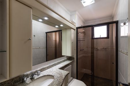 Apartamento para alugar com 110m², 3 quartos e 3 vagas Apartamento para alugar com 110m², 3 quartos e 3 vagasBanheiro da Suíte 1