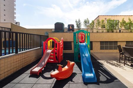 Apartamento para alugar com 110m², 3 quartos e 3 vagas Apartamento para alugar com 110m², 3 quartos e 3 vagasPlayground
