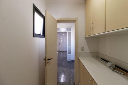 Apartamento para alugar com 110m², 3 quartos e 3 vagas Apartamento para alugar com 110m², 3 quartos e 3 vagasQuarto de Serviço