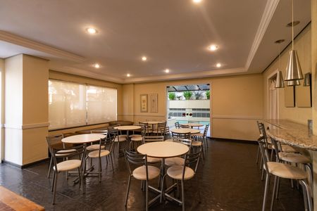 Apartamento para alugar com 110m², 3 quartos e 3 vagas Apartamento para alugar com 110m², 3 quartos e 3 vagasSalão de Festas