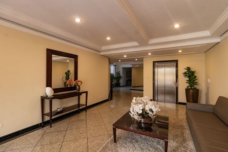 Apartamento para alugar com 110m², 3 quartos e 3 vagas Apartamento para alugar com 110m², 3 quartos e 3 vagasHall social