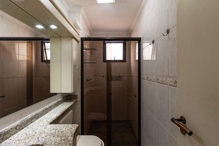 Apartamento para alugar com 110m², 3 quartos e 3 vagas Apartamento para alugar com 110m², 3 quartos e 3 vagasBanheiro da Suíte 1