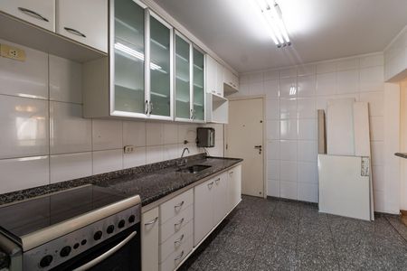 Apartamento para alugar com 110m², 3 quartos e 3 vagas Apartamento para alugar com 110m², 3 quartos e 3 vagasCozinha