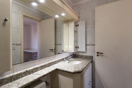 Apartamento para alugar com 110m², 3 quartos e 3 vagas Apartamento para alugar com 110m², 3 quartos e 3 vagasBanheiro da Suíte 2