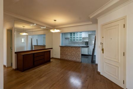 Apartamento para alugar com 110m², 3 quartos e 3 vagas Apartamento para alugar com 110m², 3 quartos e 3 vagasSala