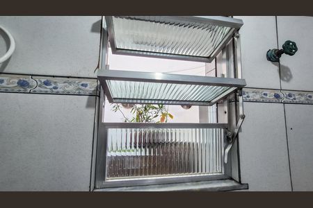 Casa para alugar com 50m², 2 quartos e sem vaga Casa para alugar com 50m², 2 quartos e sem vagaBanheiro