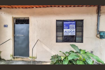 Entrada da Casa  de casa para alugar com 2 quartos, 50m² em Ramos, Rio de Janeiro
