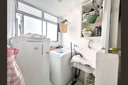 Apartamento para alugar com 62m², 2 quartos e 1 vaga Apartamento para alugar com 62m², 2 quartos e 1 vagaLavanderia