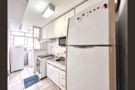 Apartamento para alugar com 62m², 2 quartos e 1 vaga Apartamento para alugar com 62m², 2 quartos e 1 vagaCozinha