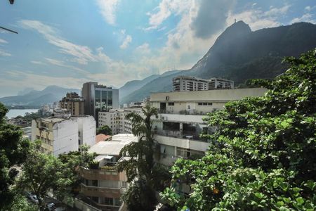 Casa à venda com 4 quartos, 340m² em Lagoa, Rio de Janeiro
