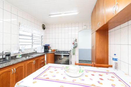 Cozinha de casa à venda com 3 quartos, 100m² em Conjunto Residencial José Bonifácio, São Paulo