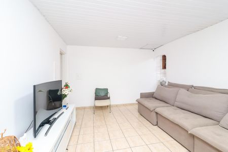 Sala de casa à venda com 3 quartos, 100m² em Conjunto Residencial José Bonifácio, São Paulo