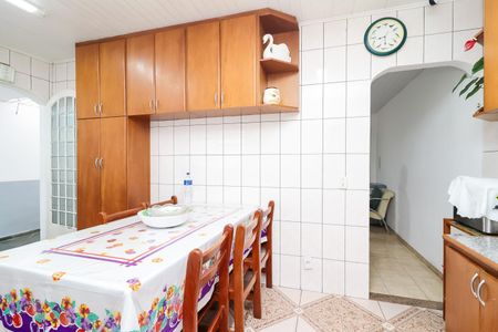 Cozinha de casa à venda com 3 quartos, 100m² em Conjunto Residencial José Bonifácio, São Paulo